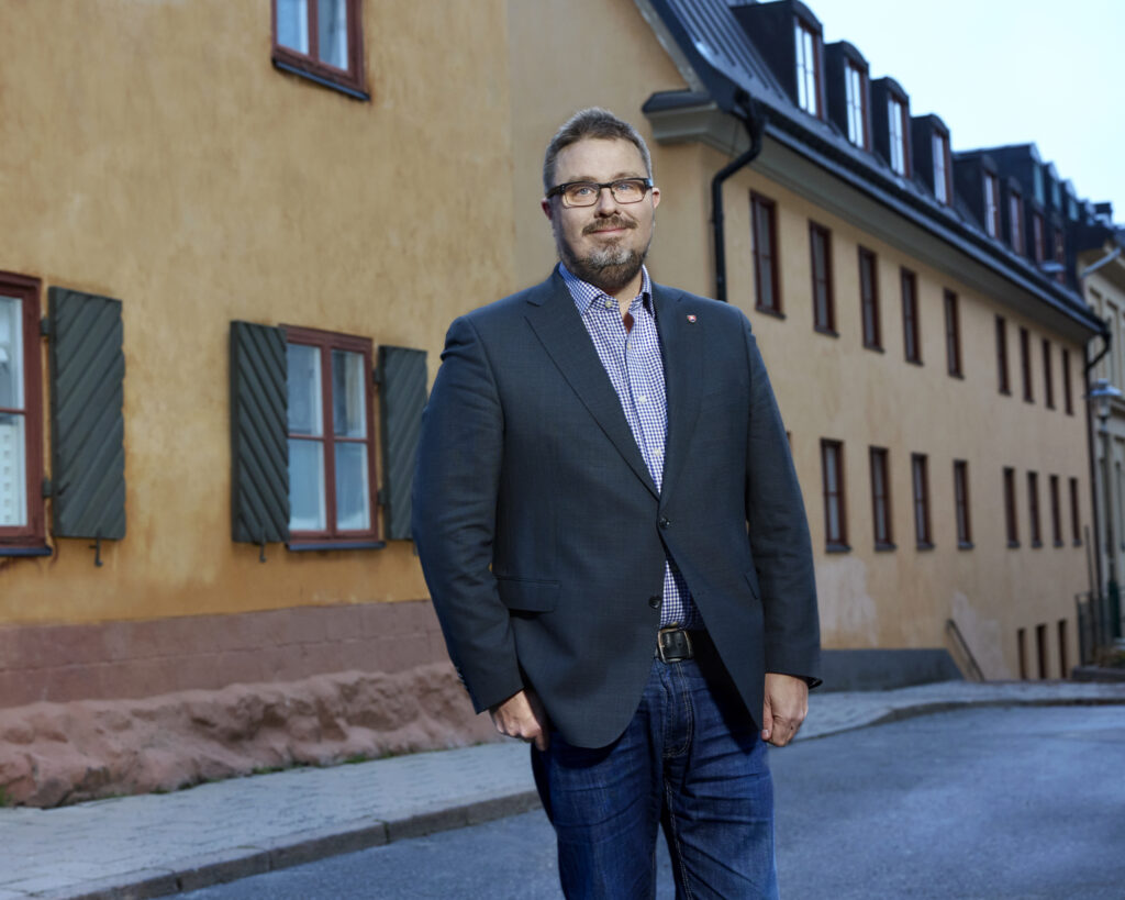 Industrisamordnaren Jonas Lundström arbetar för att underlätta industrins gröna omställning och stärka Sveriges konkurrenskraft.